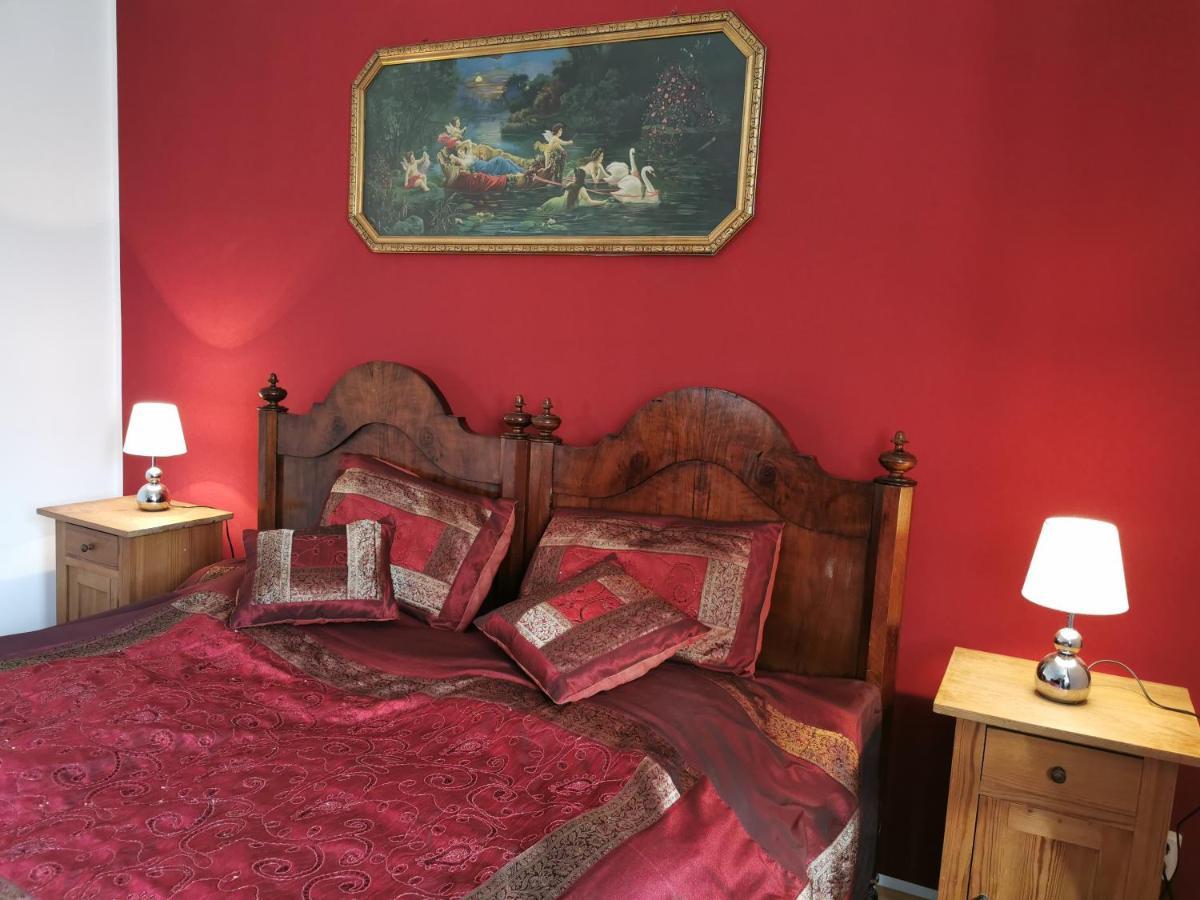 Ruhige Ferienwohnung Im Gutshaus Niederorschel Экстерьер фото